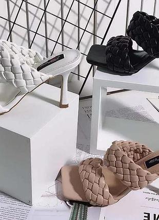 Очень красивые босоножки (sale)