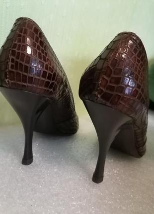 Женские туфли fellini с открытым носком, р. 367 фото