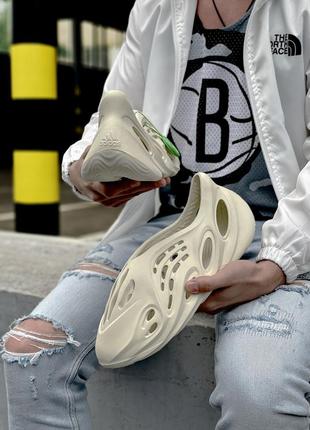 Тапки тапоки adidas yeezy purespeed  foam rnnr sand шлепки