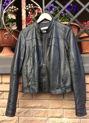 Шкіряна куртка жіноча/ шкіряна куртка натуральна шкіра/ стан ідеальний, виробництво італія