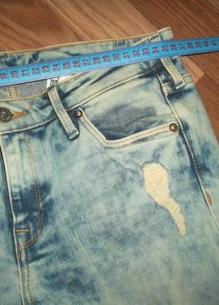 Шикарные рваные джинсы8 фото