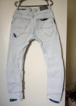 Мужские джинсы светлые стильные в отличном состоянии3 фото