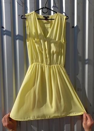 Яркое желтое платье с карманами и пуговицами3 фото