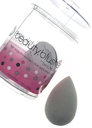 Мини-спонж для макияжа beautyblender blusher