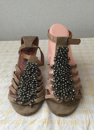 Босоніжки 39 р.