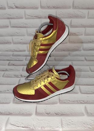 Кросівки adidas