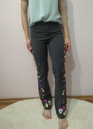 Брюки moschino jeans