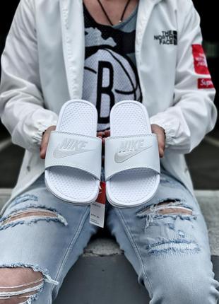 Стильные мужские шлёпанцы сланцы шлёпки в стиле nike benassi белые унисекс 36-45 р