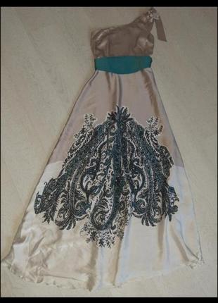 Очень красивое  шикарное длинное шелковое платье