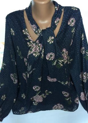 Шикарная блуза laura ashley