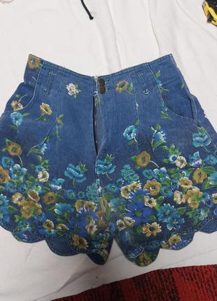 Продам джинсовые шортики