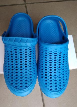 Жіночі сабо в стилі crocs , крокси
