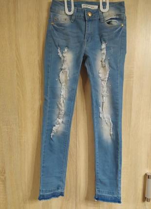 Стильнве летние джинси джинсы с камнями с легкими потертостями турция10 фото
