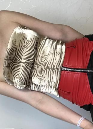 Топ с принтом