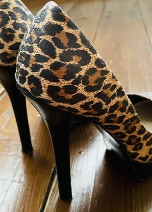 Туфли леопардового цвета на шпильках 38размер3 фото
