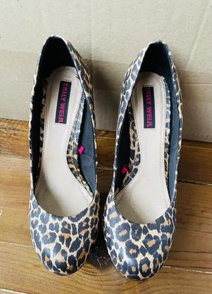 Туфли леопардового цвета на шпильках 38размер5 фото
