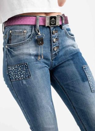 Стильні джинси жіночі