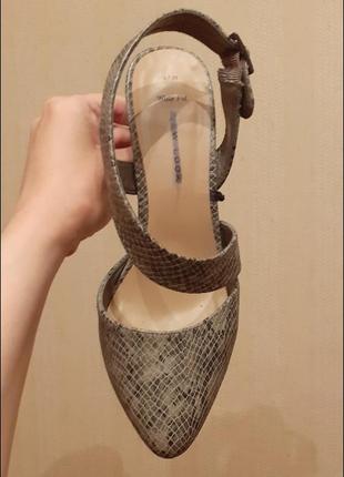 Туфли с открытой пяткой на каблуке new look к37🔥при покупке до 31.08.21, доп. скидка 20%😉