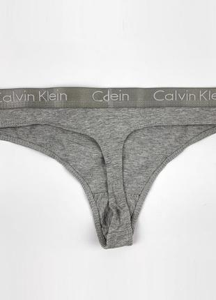 Женские трусики стринги calvin klein коллекция motive cotton lightly lined, цвет светло-серый4 фото