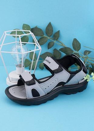 Стильні сірі чоловічі босоніжки, сандалі на липучках