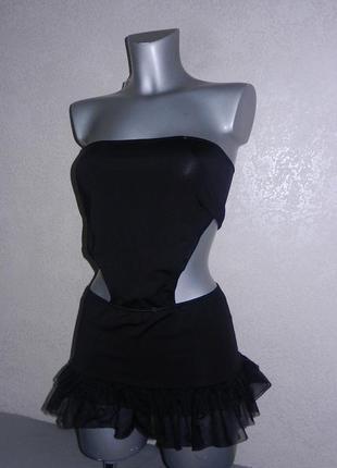 Сексуальне чорне боді з відкритими боками