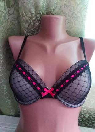 Бюстгальтер