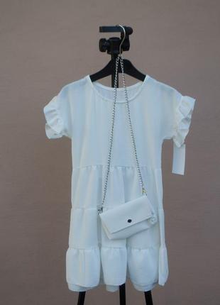 Легке однотонне біле плаття з короткими рукавами + сумка на ланцюжку