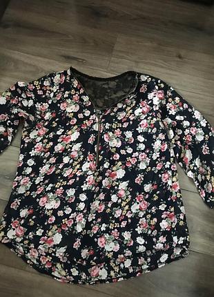Блуза в цветок