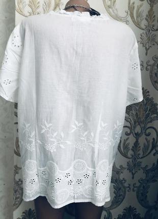 Біла блуза блузка прошва мереживо мереживна вибита вишита шиття модна стильна4 фото