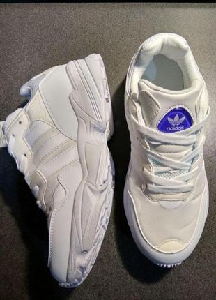 Кросівки adidas yung-96 white4 фото