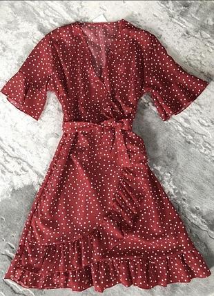 Платье на запах в горошек