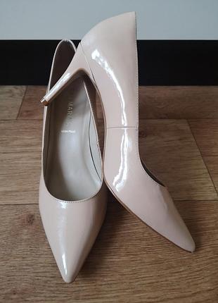 Туфлі san marina