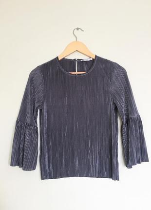 Стильная плиссированная блуза mango  серебристая  р. s кофта3 фото