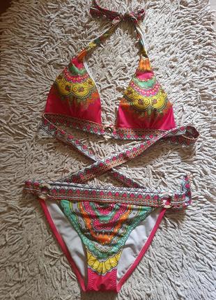 Яскравий роздільний купальник victoria secret.s.m..