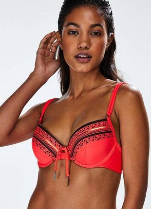 Hunkemoller, 85 b, m,3 фото