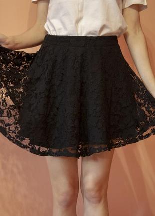 Черная кружевная юбка bershka — цена 180 грн в каталоге Мини юбки ✓ Купить  женские вещи по доступной цене на Шафе | Украина #67766093