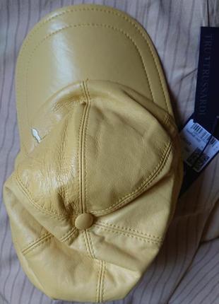 Брендова фірмова шкіряна кепка trussardi,оригінал,нова з бірками,100% натуральна шкіра.