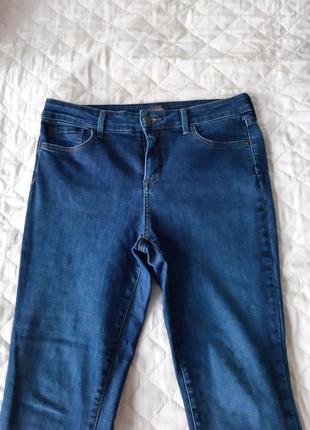 Джинсы укороченные на высокой посадке. размер 48-50