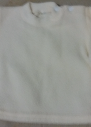 Тепленький кашемировый свитерок 6-12 м-цев.3 фото
