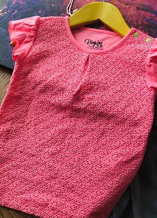 Яркая футболочка vingino