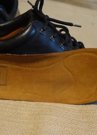 Достойные закрытые черные кожаные туфли bally швейцария 4 1/2 р. ( 24 см.)4 фото