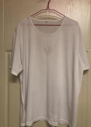 Белая кофта футболка