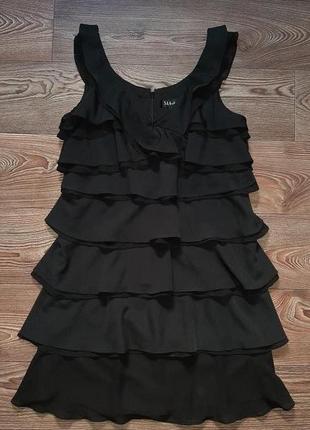 Платье чёрное нарядное с воланами
