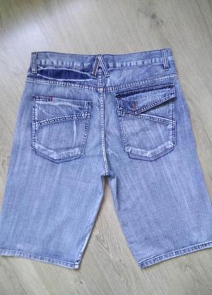Комфортні чоловічі джинсові шорти бермуди enos блакитного кольору2 фото