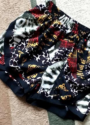 Оригінальні літні шорти з принтом