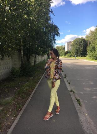 Джинсы bershka