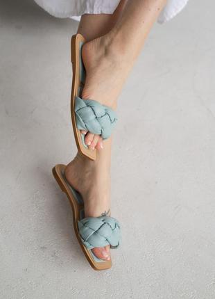 Блакитні плетені капці з квадратним носком на плоскій підошві літні жіночі шкіряні (шкіра)3 фото