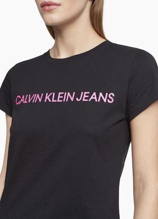 Очень классная футболка calvin klein 100% оригинал новая женская чёрная2 фото