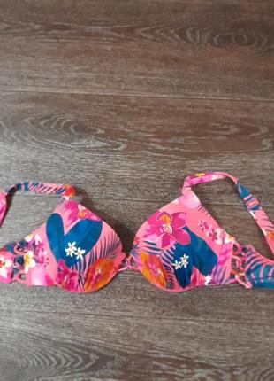 Р.34 d/dd 75 d/ dd  georgе яркий  красивый верх купальника
