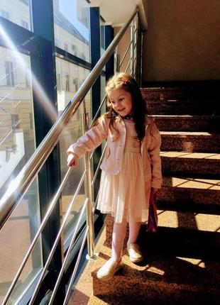 Нежное воздушное платье пудрового цвета на девочку от 3 до 6 лет от бренда tamnoon юбка фатин1 фото